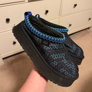 UGG Tasman Platform Slippers